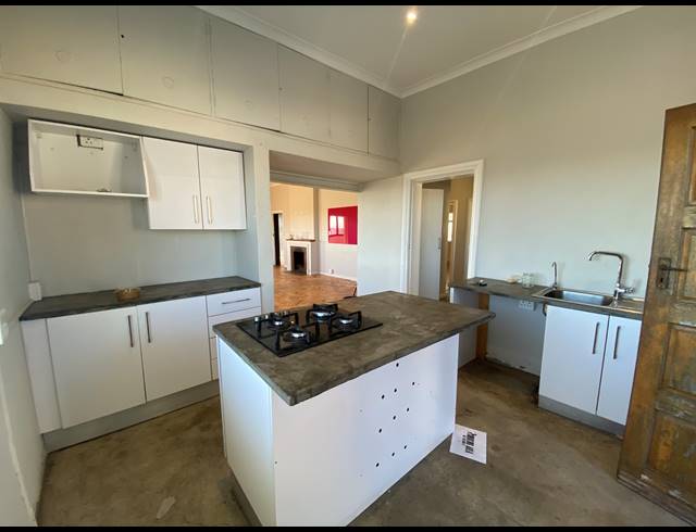 176M² OFFICE TO LET IN PAARDEN EILAND